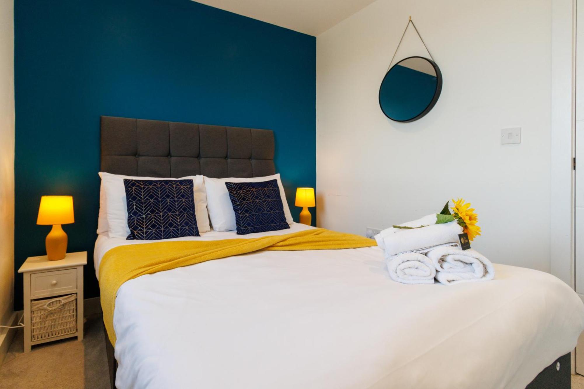 City Centre, Sleeps 7, Stunning Views & Parking, Interconnected Rooms Long Stay Work Contractor Leisure, Diamond Penthouse Cambridge-i reptér Kültér fotó