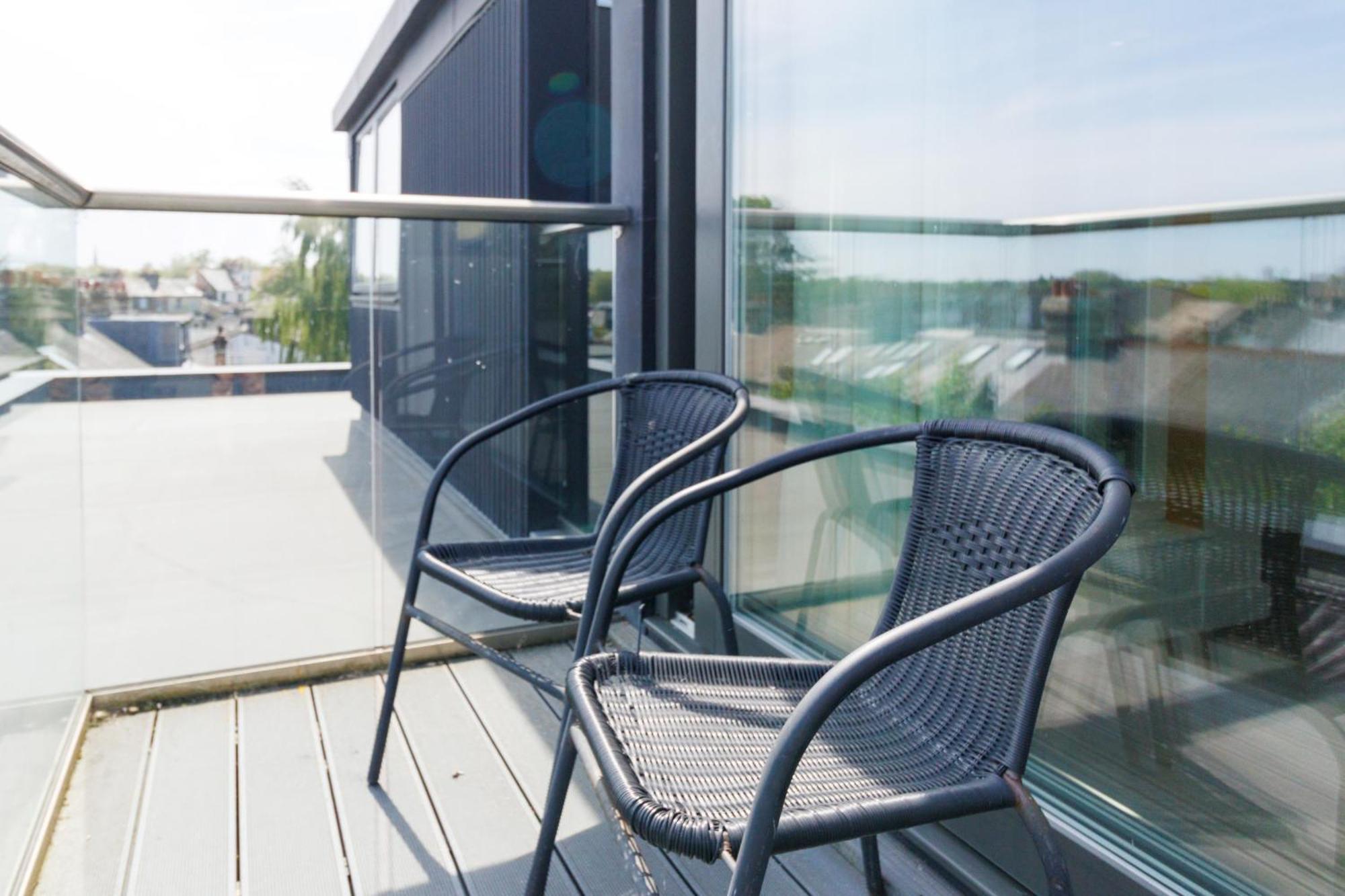 City Centre, Sleeps 7, Stunning Views & Parking, Interconnected Rooms Long Stay Work Contractor Leisure, Diamond Penthouse Cambridge-i reptér Kültér fotó