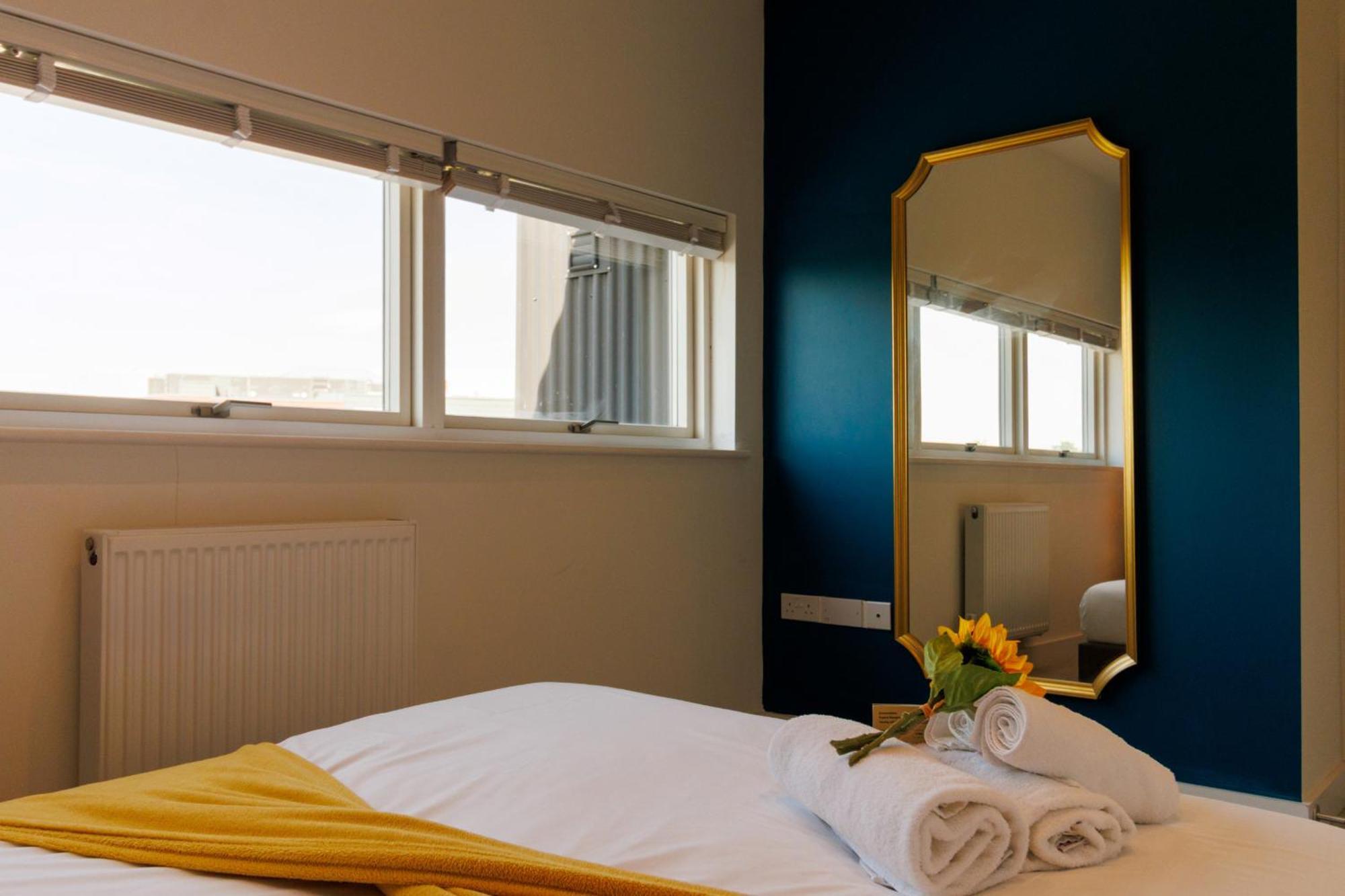City Centre, Sleeps 7, Stunning Views & Parking, Interconnected Rooms Long Stay Work Contractor Leisure, Diamond Penthouse Cambridge-i reptér Kültér fotó