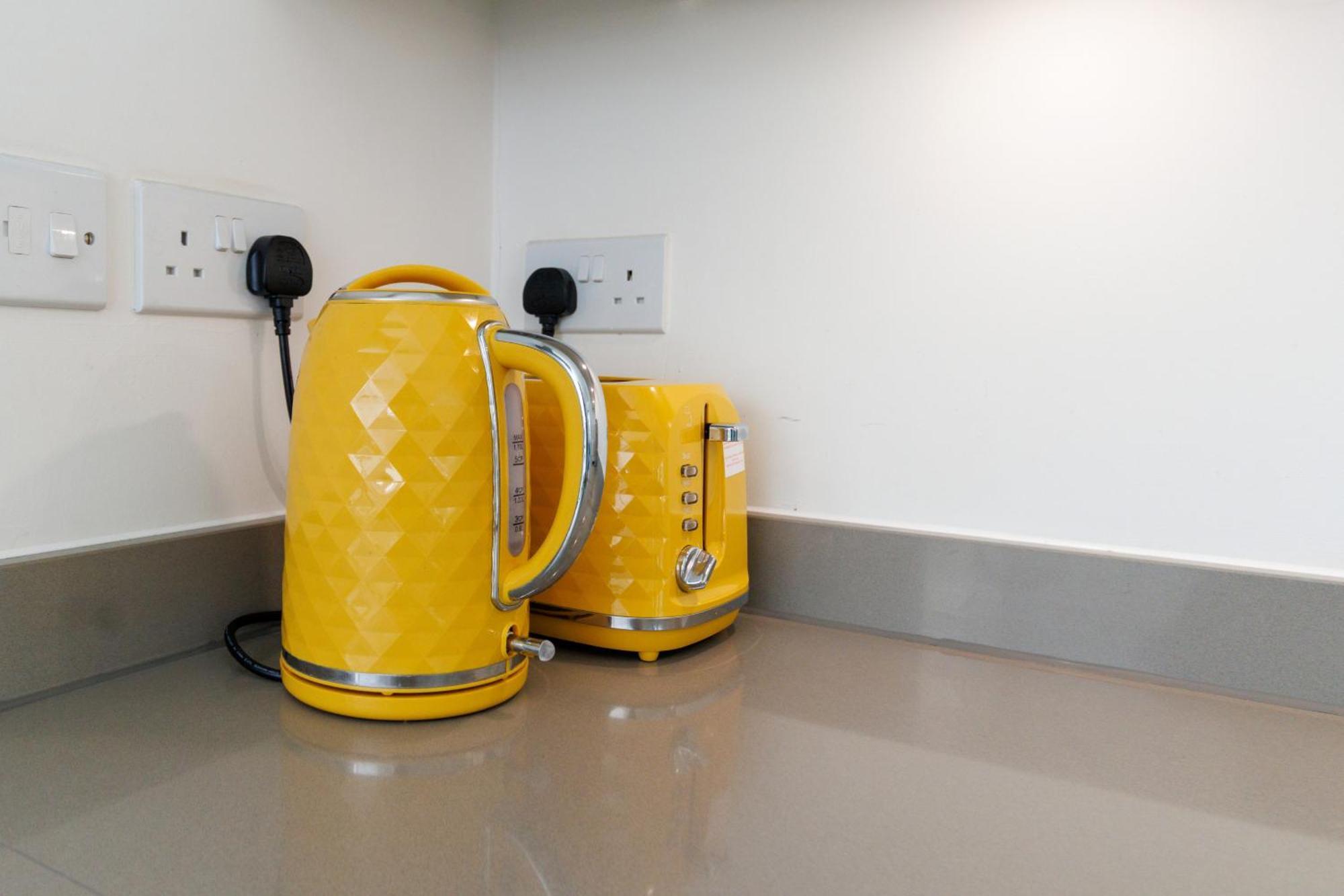 City Centre, Sleeps 7, Stunning Views & Parking, Interconnected Rooms Long Stay Work Contractor Leisure, Diamond Penthouse Cambridge-i reptér Kültér fotó