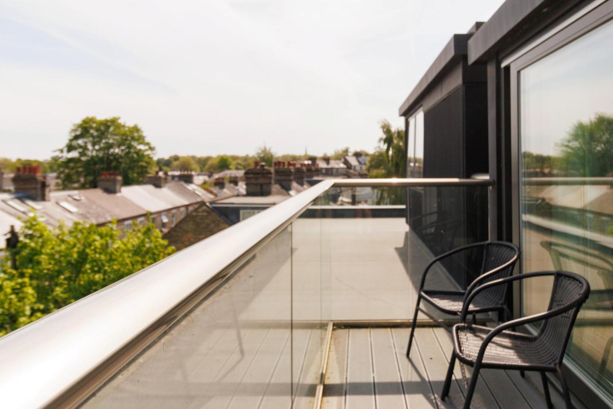 City Centre, Sleeps 7, Stunning Views & Parking, Interconnected Rooms Long Stay Work Contractor Leisure, Diamond Penthouse Cambridge-i reptér Kültér fotó