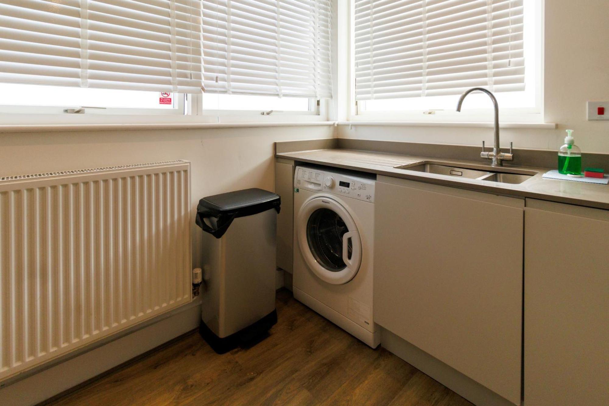 City Centre, Sleeps 7, Stunning Views & Parking, Interconnected Rooms Long Stay Work Contractor Leisure, Diamond Penthouse Cambridge-i reptér Kültér fotó